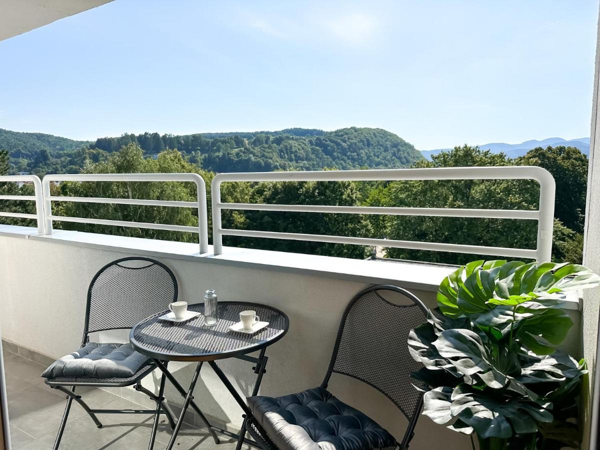 Lux Residence, A/C, Vip Parking, City View 반스카비스트리카 외부 사진